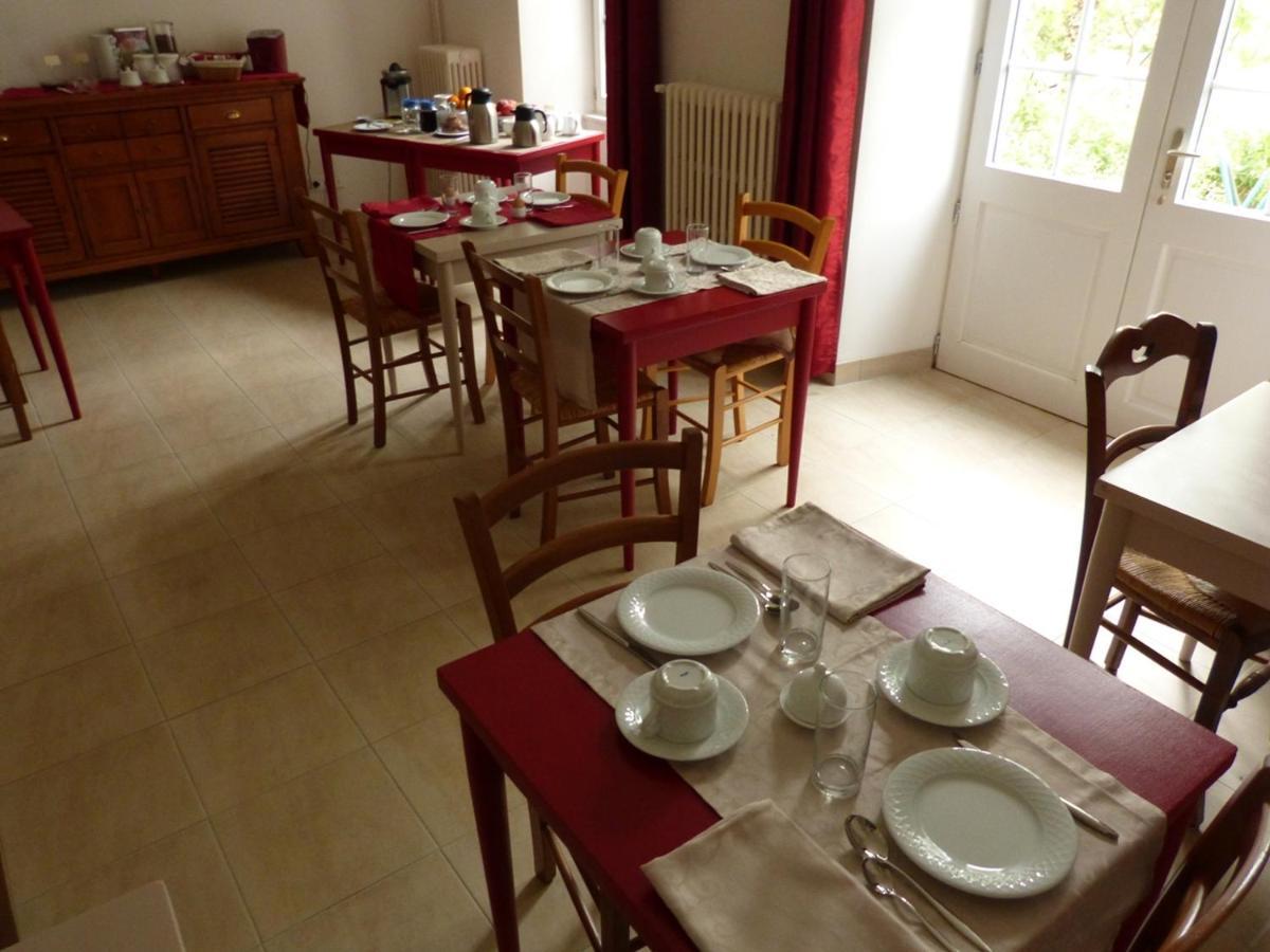 מלון Saint-Thomas-de-Cônac Domaine De L'Estuaire מראה חיצוני תמונה